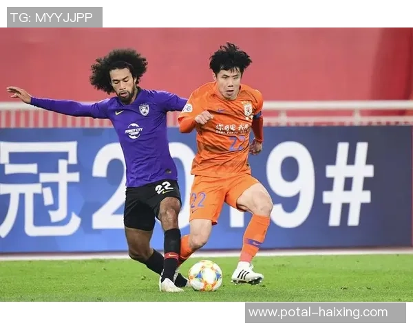 山东鲁能迎战印尼柔佛全力争胜展现球队实力与风采 山东鲁能迎战印尼柔佛全力争胜展现球队实力与风采